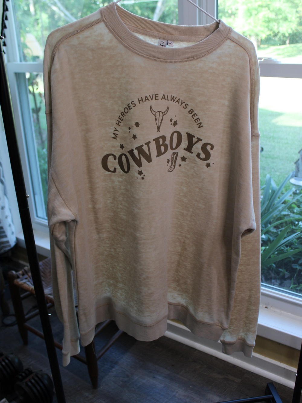 Chicka-d Cowboy Graphic Sweatshirt | Beige | Women’s Western Pullover